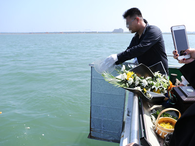 骨灰海撒费用9800元服务内容有哪些?如何办理手续