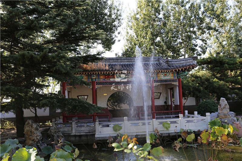 八宝山殡仪馆水系景观 八宝山殡仪馆水系景观